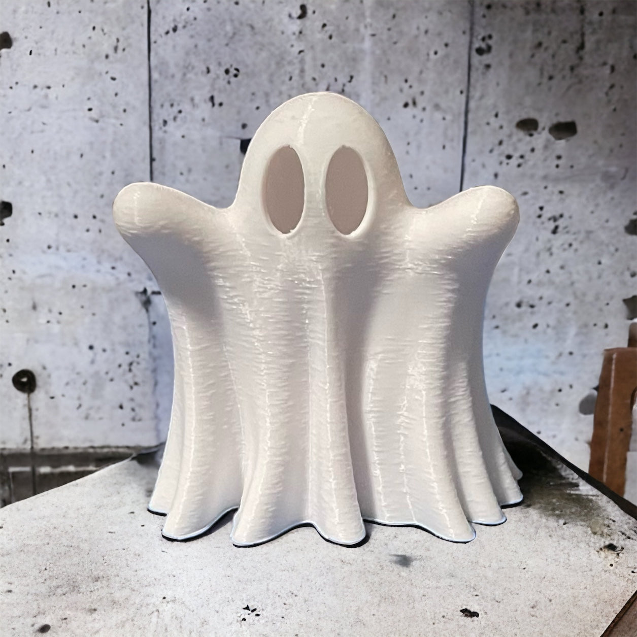 3D Printed Ghost w/ LED Tealight